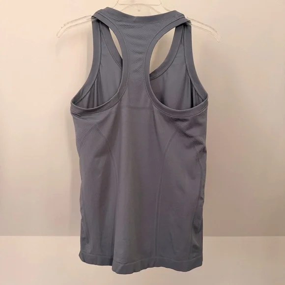 Athleta Momentum Seamless Sport Length Tank in Gray-Blue, GUC, Size L - Picture 2 of 3